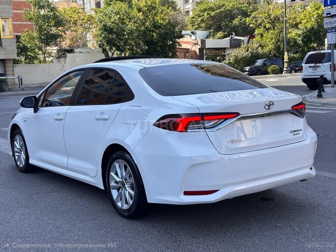 Toyota Corolla 2024, 102,400 km - 1.8 л - Bakı