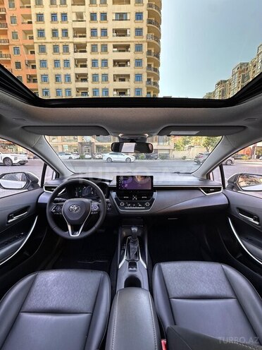 Toyota Corolla 2024, 102,400 km - 1.8 л - Bakı