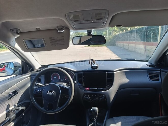 Kia Rio 2011, 323,000 km - 1.4 l - Xudat