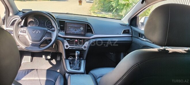 Hyundai Elantra 2017, 179,000 km - 1.6 л - Bakı