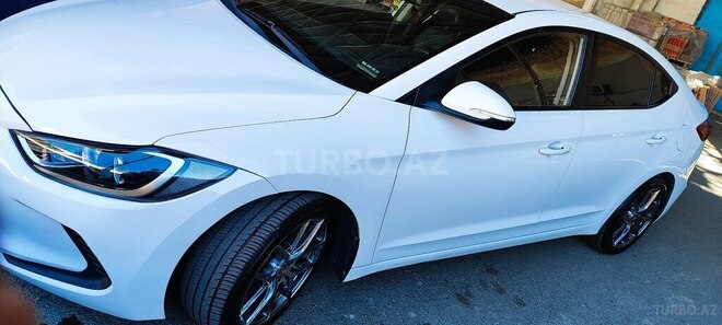 Hyundai Elantra 2017, 179,000 km - 1.6 л - Bakı
