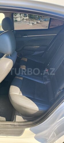 Hyundai Elantra 2017, 179,000 km - 1.6 л - Bakı