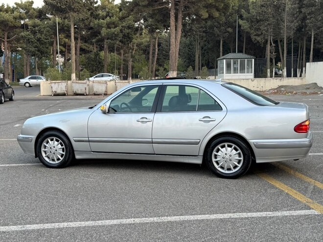 Mercedes E 240 2000, 340,000 km - 2.4 l - Sumqayıt