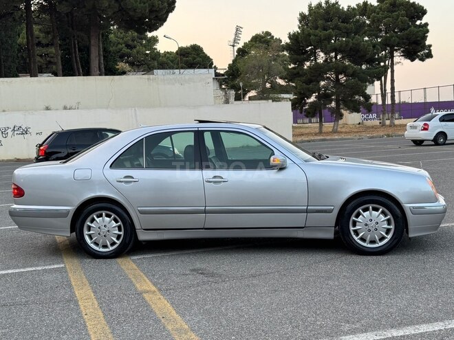 Mercedes E 240 2000, 340,000 km - 2.4 l - Sumqayıt