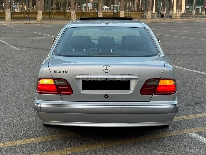 Mercedes E 240 2000, 340,000 km - 2.4 l - Sumqayıt