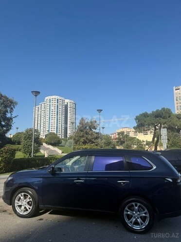 Mitsubishi Outlander 2014, 126,800 km - 2.4 l - Bakı