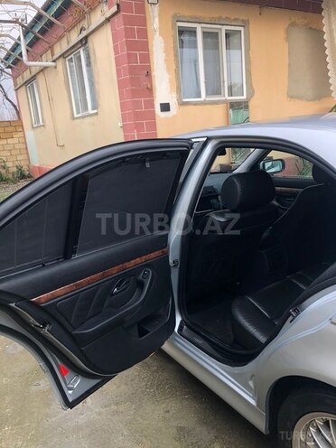 BMW 528 1997, 492,350 km - 2.8 l - Xaçmaz