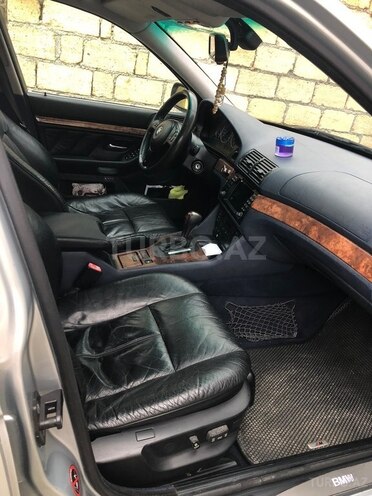 BMW 528 1997, 492,350 km - 2.8 l - Xaçmaz