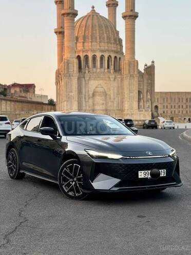 Changan Uni-V 2025, 8,000 km - 1.5 л - Bakı