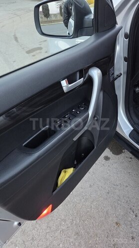 Kia Sorento 2011, 273,000 km - 2.0 l - Ağcabədi