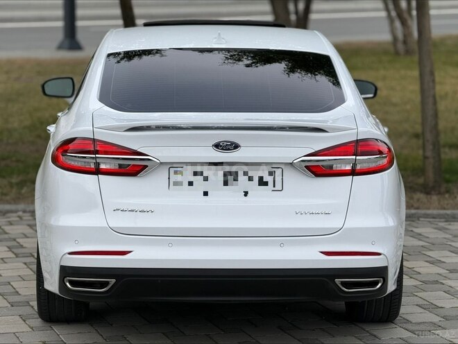 Ford Fusion (North America) 2020, 130,533 km - 2.0 л - Bakı