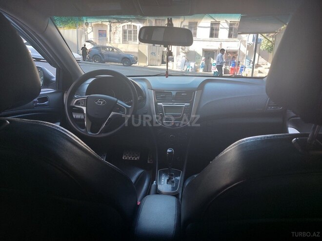 Hyundai Accent 2012, 200,000 km - 1.4 l - Bakı