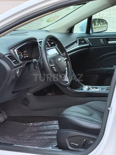 Ford Fusion (North America) 2020, 130,533 km - 2.0 л - Bakı