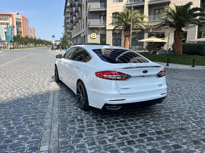 Ford Fusion (North America) 2020, 130,533 km - 2.0 л - Bakı