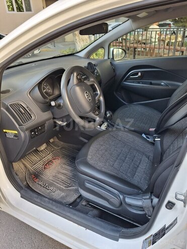 Kia Rio 2015, 294,584 km - 1.6 l - Bakı