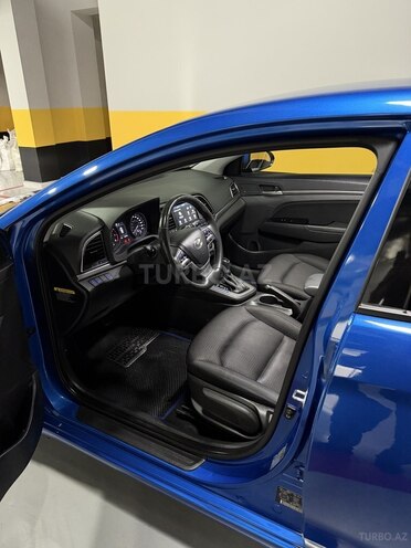 Hyundai Elantra 2018, 126,402 km - 2.0 л - Bakı