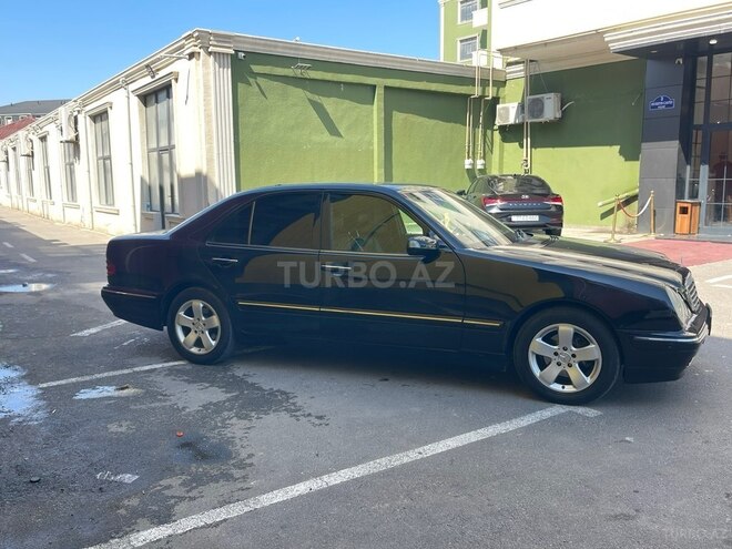 Mercedes E 240 2001, 486,553 km - 2.4 l - Bakı