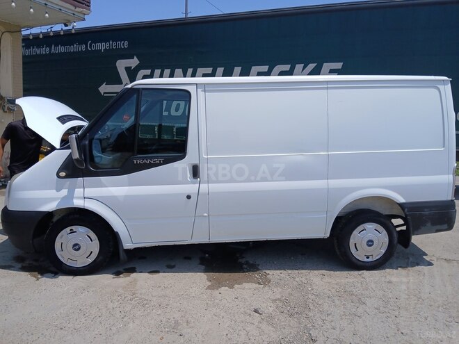 Ford Transit 2010, 299,900 km - 2.2 л - Bakı