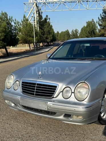 Mercedes E 240 2000, 294,000 km - 2.4 l - Masallı