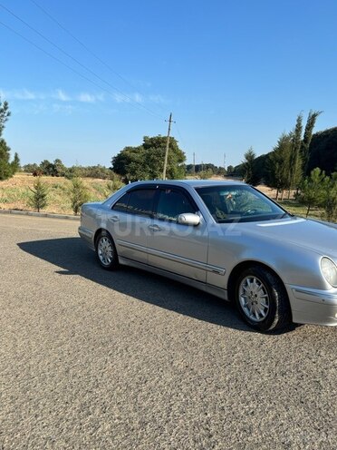 Mercedes E 240 2000, 294,000 km - 2.4 l - Masallı