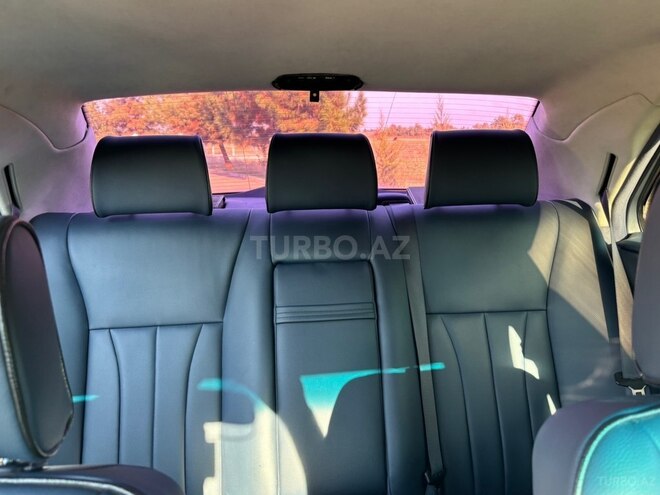Mercedes E 240 2000, 294,000 km - 2.4 l - Masallı