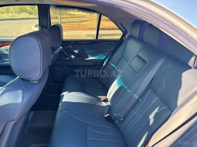 Mercedes E 240 2000, 294,000 km - 2.4 l - Masallı