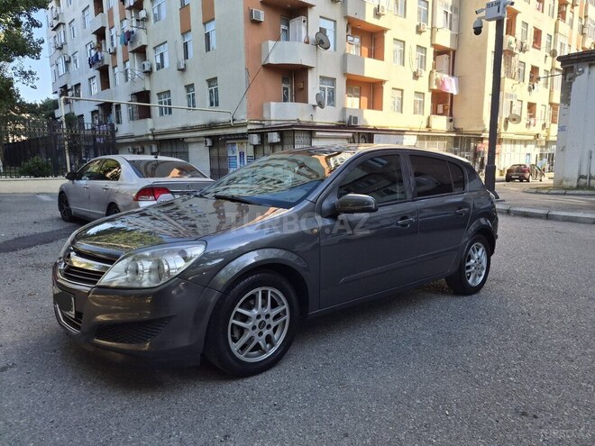 Opel Astra 2009, 306,000 km - 1.3 л - Bakı
