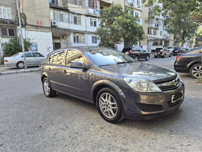 Opel Astra 2009, 306,000 km - 1.3 л - Bakı