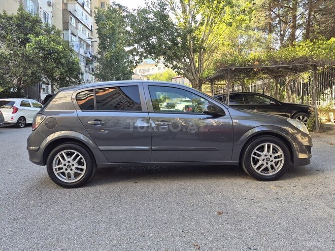 Opel Astra 2009, 306,000 km - 1.3 л - Bakı