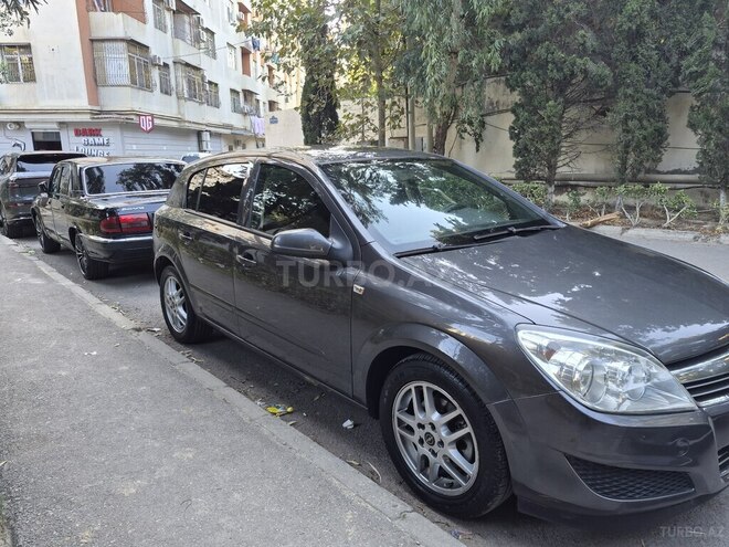 Opel Astra 2009, 306,000 km - 1.3 л - Bakı