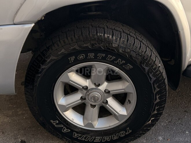 Nissan Pathfinder 2004, 250,000 km - 3.5 l - Zaqatala