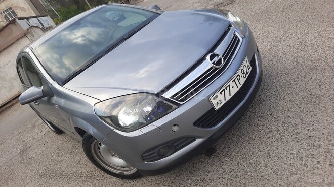 Opel Astra 2009, 250,000 km - 1.4 l - Sumqayıt