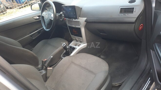 Opel Astra 2009, 250,000 km - 1.4 l - Sumqayıt