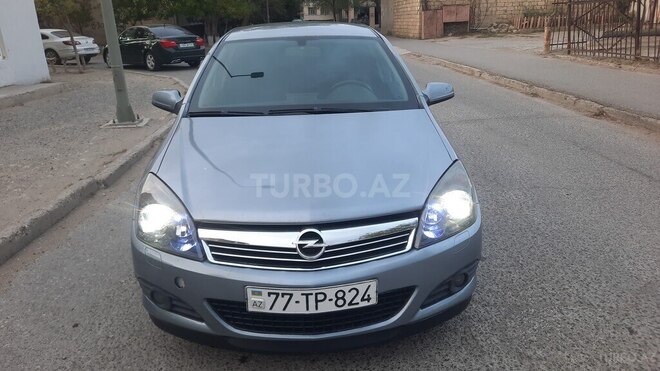 Opel Astra 2009, 250,000 km - 1.4 l - Sumqayıt