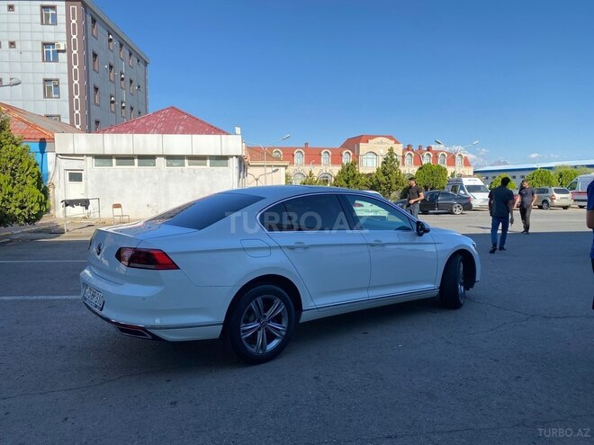 Volkswagen Passat 2021, 155,000 km - 2.0 л - Naxçıvan