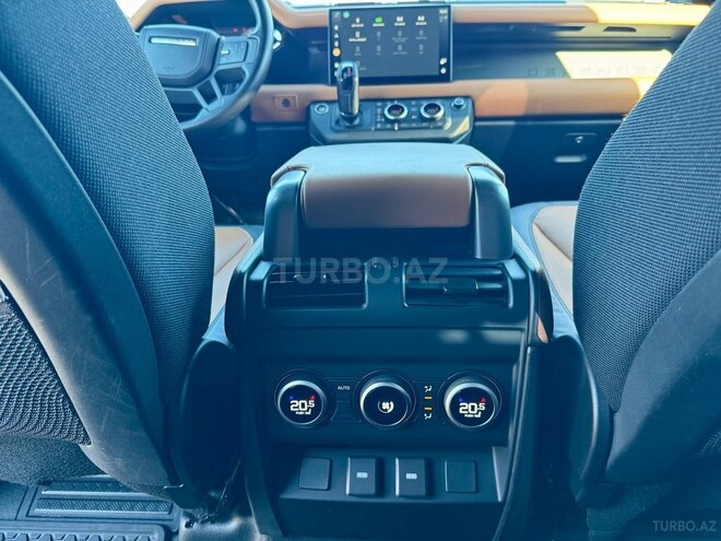 Land Rover Defender 2023, 41,000 km - 3.0 л - Bakı