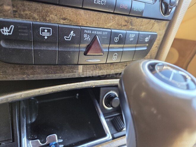 Mercedes E 350 2006, 254,000 km - 3.5 л - Quba