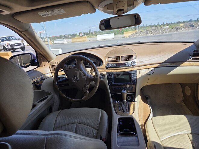 Mercedes E 350 2006, 254,000 km - 3.5 л - Quba