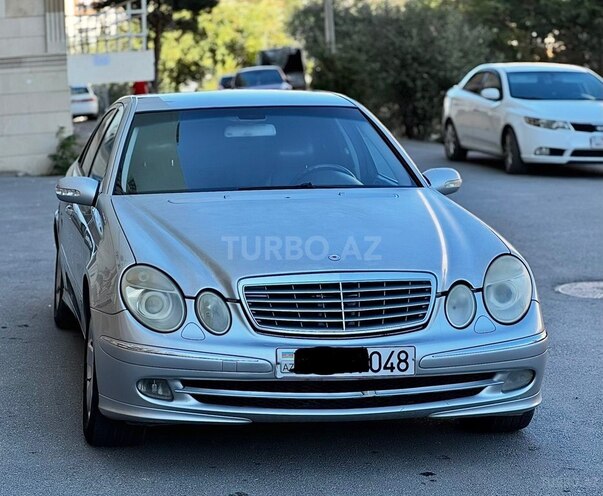 Mercedes E 220 2004, 434,500 km - 2.2 l - Bakı