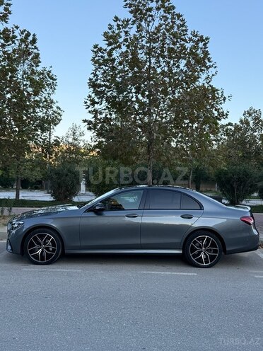 Mercedes E 300 e 4MATIC 2022, 52,000 km - 2.0 l - Bakı