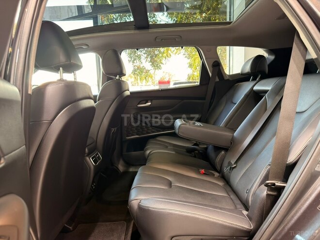 Hyundai Santa Fe 2023, 28,500 km - 1.6 l - Bakı