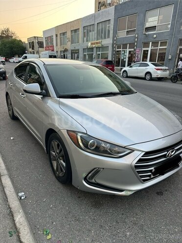 Hyundai Elantra 2017, 241,402 km - 2.0 л - Xırdalan
