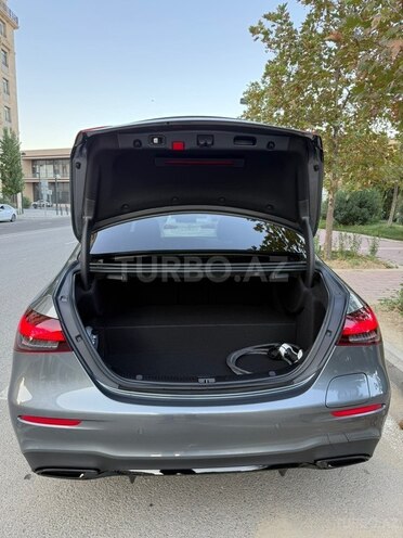 Mercedes E 300 e 4MATIC 2022, 52,000 km - 2.0 l - Bakı