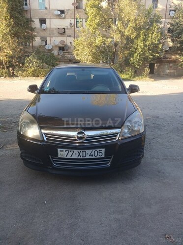 Opel Astra 2009, 155,000 km - 1.4 л - Yevlax