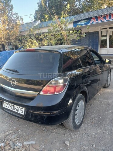 Opel Astra 2009, 155,000 km - 1.4 л - Yevlax
