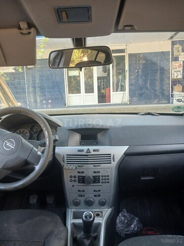 Opel Astra 2009, 155,000 km - 1.4 л - Yevlax