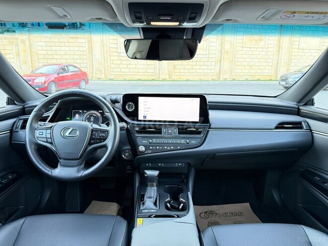 Lexus ES 300h 2025, 9,500 km - 2.5 l - Bakı
