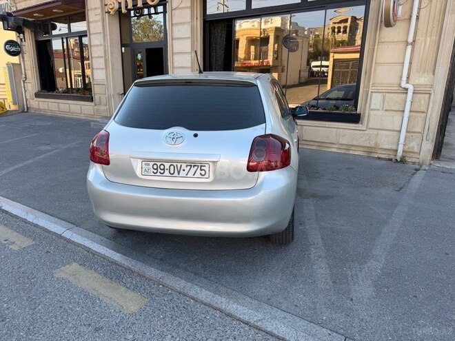 Toyota Auris 2008, 430,000 km - 1.4 л - Bakı