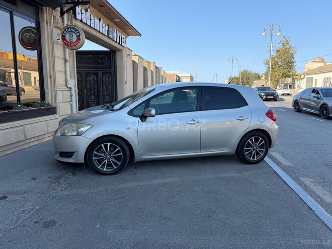 Toyota Auris 2008, 430,000 km - 1.4 л - Bakı