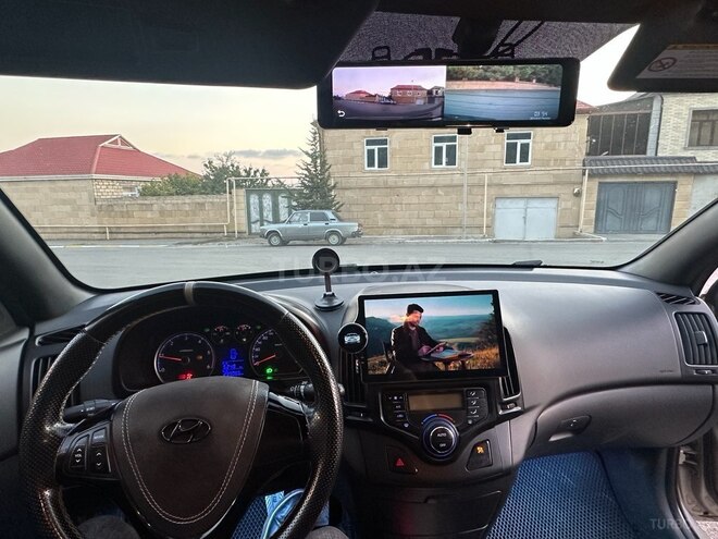 Hyundai i30 2010, 300,000 km - 1.6 l - Bakı